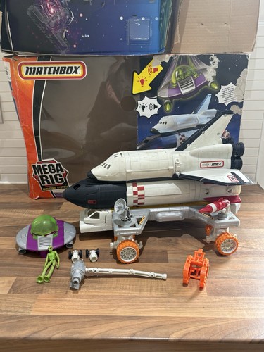 Matchbox mega rig - matchbox,