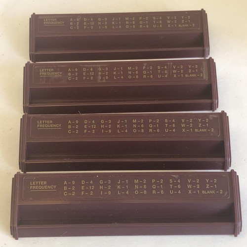 Scrabble deluxe plastic - scrabble,