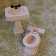 Toilet Set Renwal Vintage in Cream 12th scale