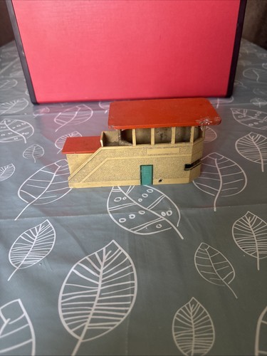 Hornby dublo signal box - hornby, d1