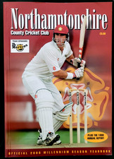 2000 NORTHAMPTONSHIRE COUNTY CRICKET CLUB Official Yearbook, Excellent!