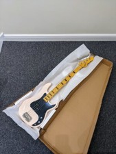 G&L Tribute LB-100 in Olympic White (2023) - New - Immaculate Bass Guitar