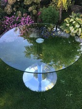 JOHN LEWIS ROUND GLASS AND CHROME RETRO STYLE DINING TABLE