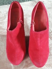 Retro Pair Bright Fushia Pink Suede Wedge Shoes Size 4
