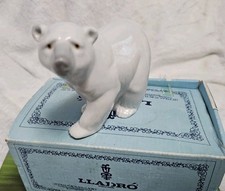 Vintage Lladro #1207 Attentive