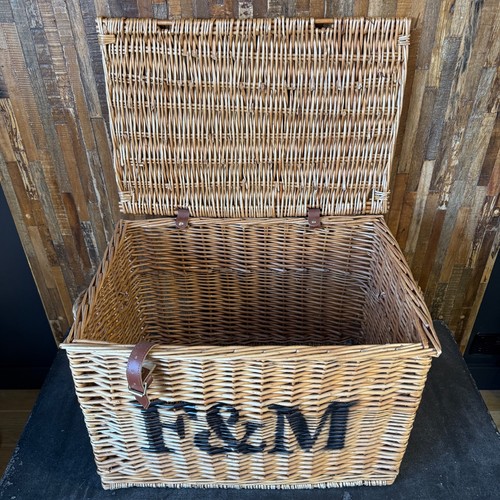 Large fortnum mason f - fortnum, f&m