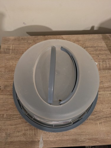 Wham round cake carrier - wham, cheese