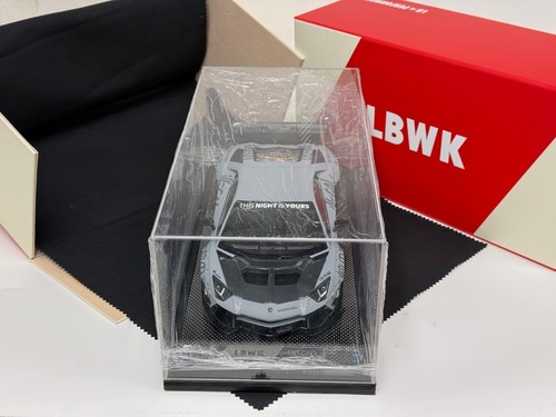 P lamborghini aventador - 1/18,