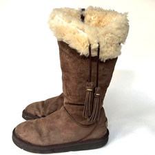 UGG Plumdale 1894 Brown Suede
