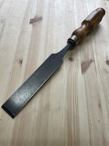 Pearing chisel - pearing,