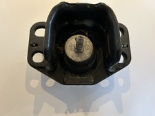 Clio 172/182 Engine Mount OSF