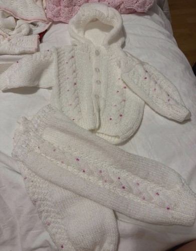 Hand knitted white - hand, 2