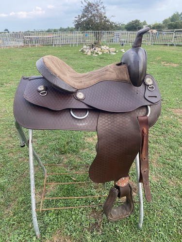 Used brown basket - 15", stamped