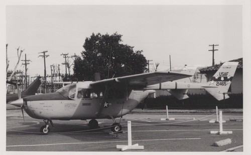 Cessna skymaster us - 0-2b-ce,