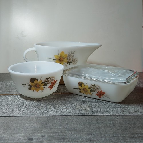 Pyrex butter dish - pyrex,