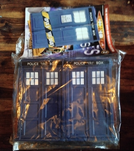 Doctor who tardis trading card - doctor,