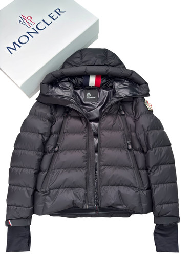 Moncler grenoble camurac short - grenoble,