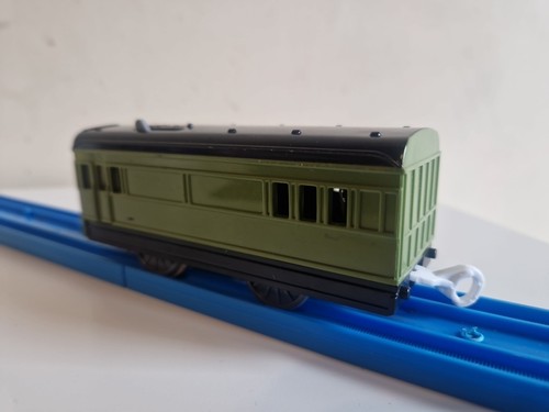 Tomy trackmaster motorised - tomy,