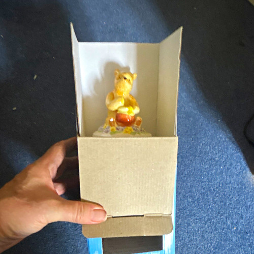 Enesco classic pooh winnie the - enesco,