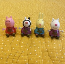 Peppa pig figure bundle - peppa,