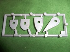 WARHAMMER  4  PLASTIC FIGHTER