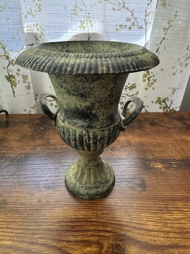 Handled metal garden - handled, urn