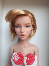 Tonner Doll 16" DEJA VU