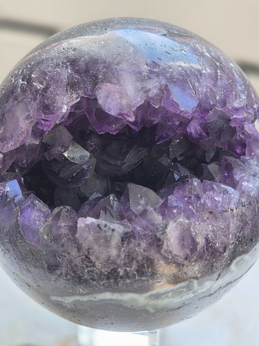 Brazilian amethyst geode - amethyst,