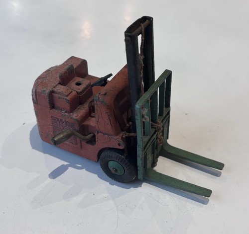 Vintage 1950s dinky - vintage, no