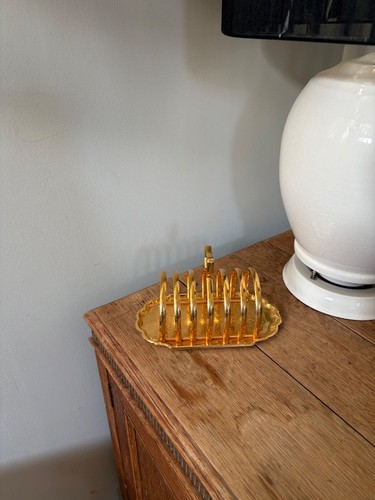 Queen anne vintage gold tone - queen,