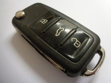 Genuine Skoda Car Key Remote Fob 3 Button (3T0 837 202 L)