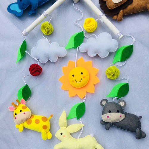 Felt cot mobile - cot,