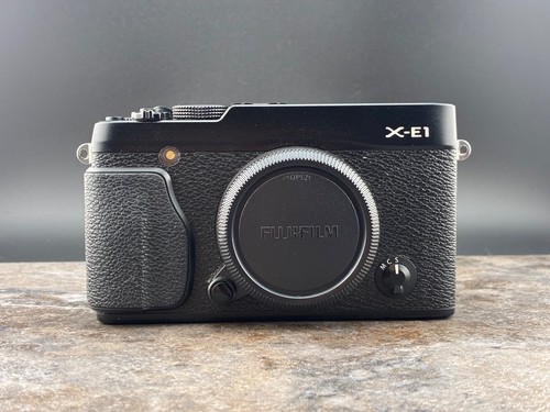 Fujifilm 16mp mirrorless - fujifilm,