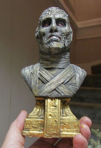 Hammer horror the - hammer,