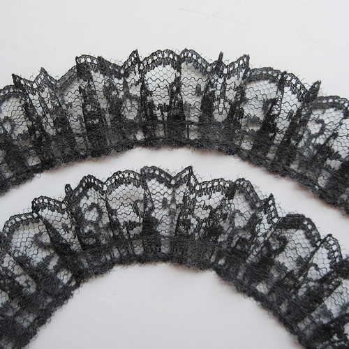 Black yard pleated net lace - 10,