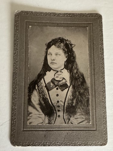 Antique haunting photo pretty - haunting,