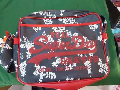 Superdry hampton alumni - hampton,