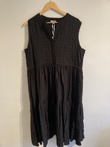 Bnwt sz18 rrp - sz18,