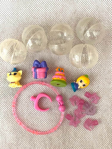 Squinkies share wear - &,