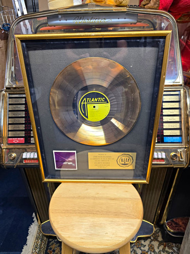 Rare 1976 riaa gold - 1976,