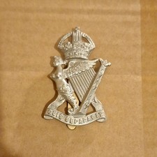 kings crown Cap Badge Irish