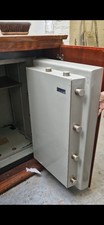 SLS Professional Grade SAFE with Keys & Lock - Floorstanding Height 115cm x 75cm