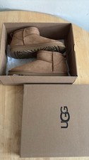 Size 4 Chestnut Brown UGG