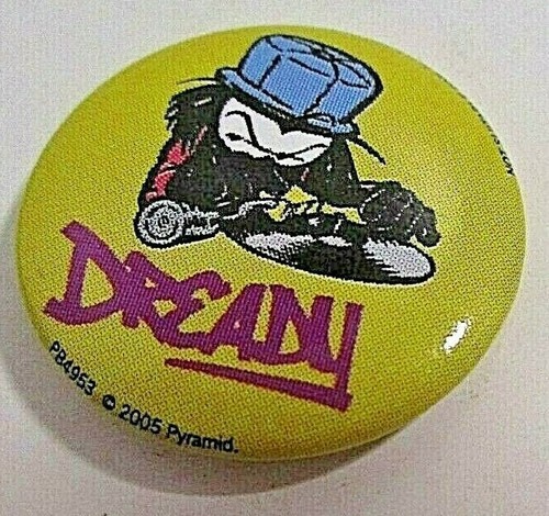 Novelty pin badge dready - novelty,