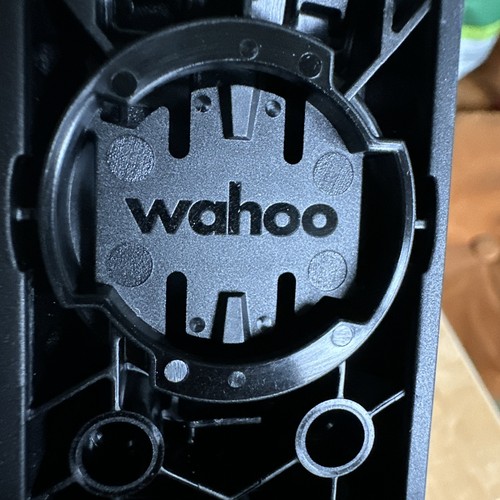 Wahoo elemnt bolt aero out - wahoo,