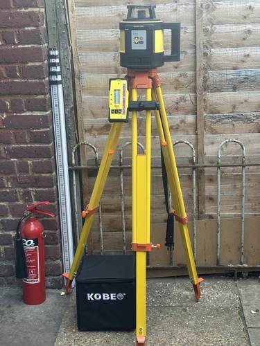Leica rugby 820 laser - , rod