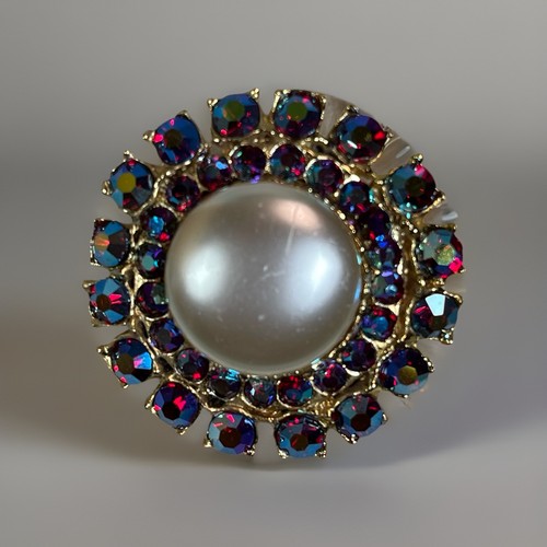 Large round faux pearl - large,