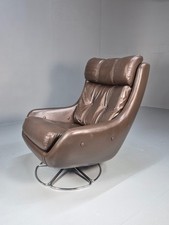 Vintage 1970s Brown Vinyl Bucket Swivel Chair on Chrome Base Retro EB9705 MSWI