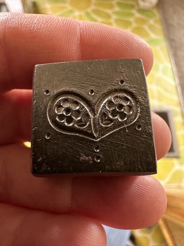 Impression die heart - die,
