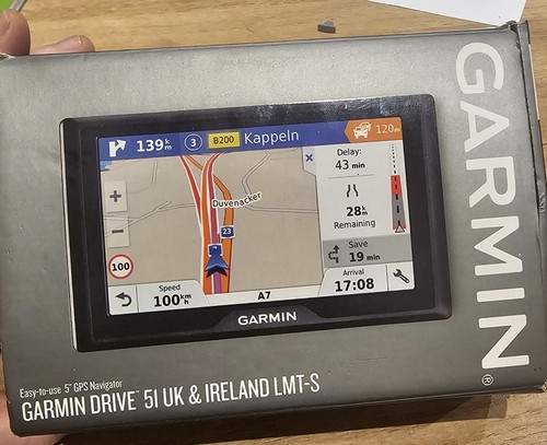 Unused garmin drive - garmin, uk